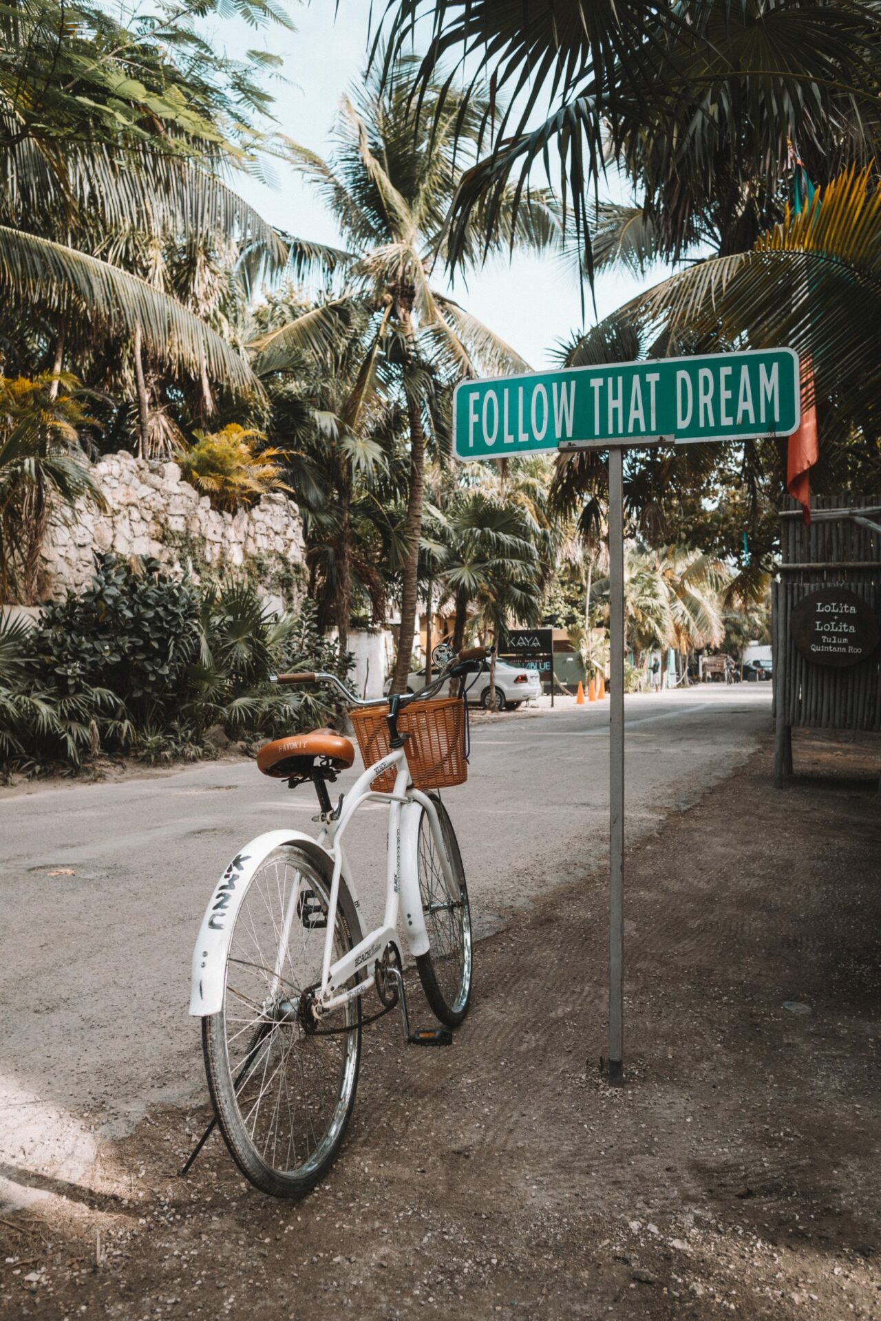 Retirement-Income-Dreams (1) Follow your dream